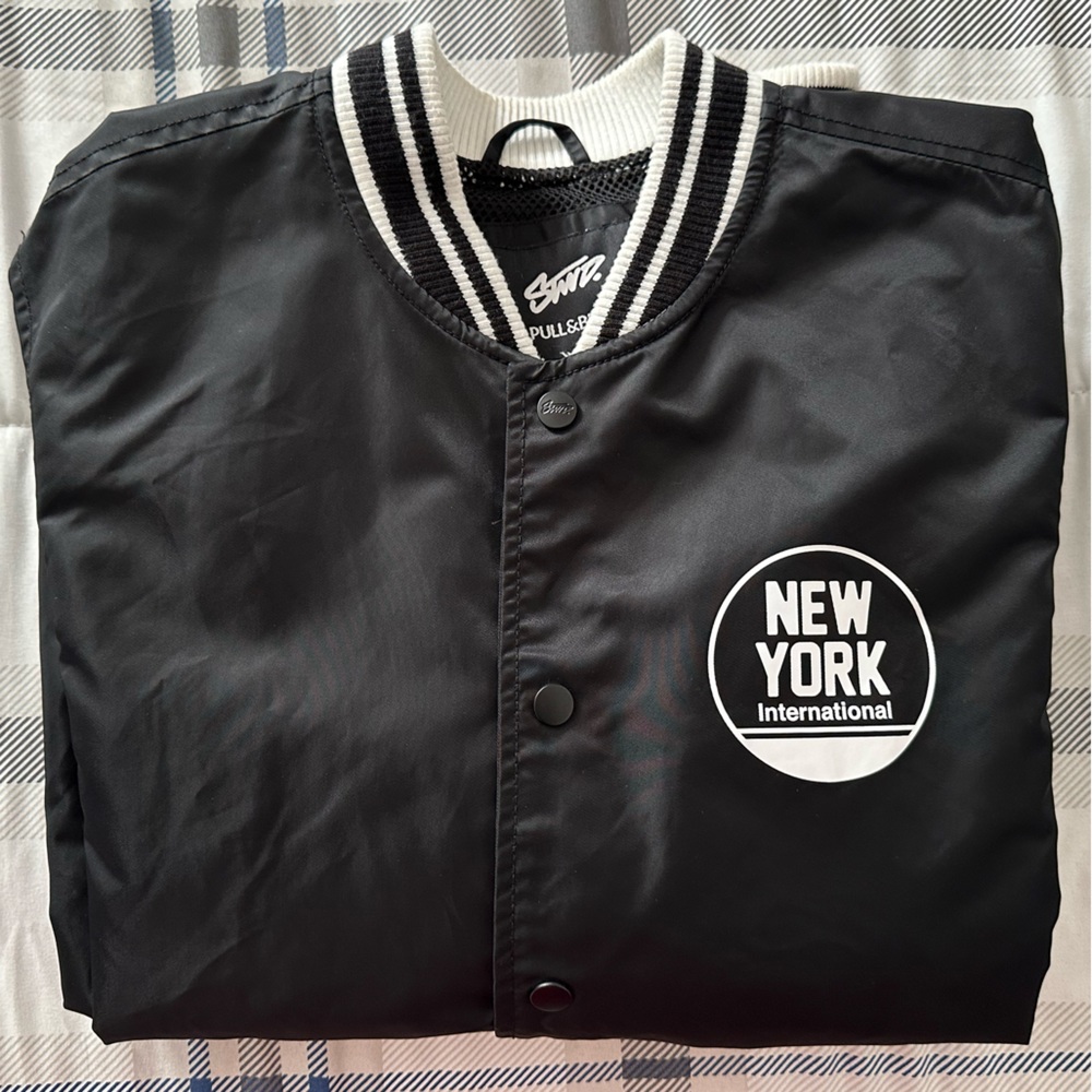 Pull&Bear Basic Lightweight Bomber Jacket - image 2